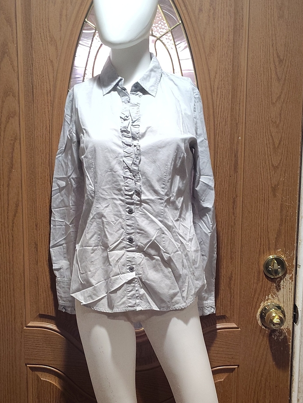 Tommy Hilfiger White Shirt with Navy Logo Tag and Flag Accent